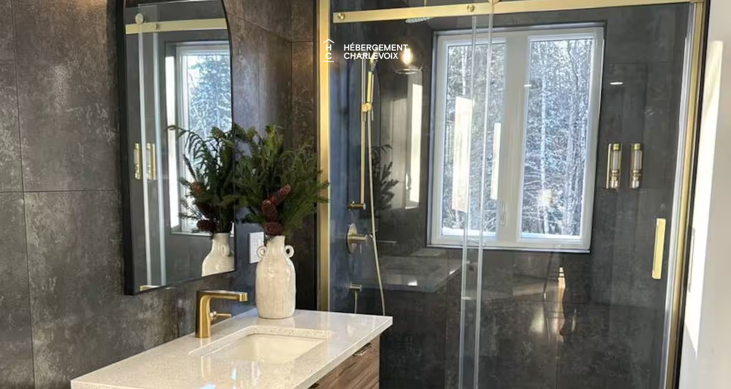 ANG-77 - Escapade in a relaxing and woody atmosphere